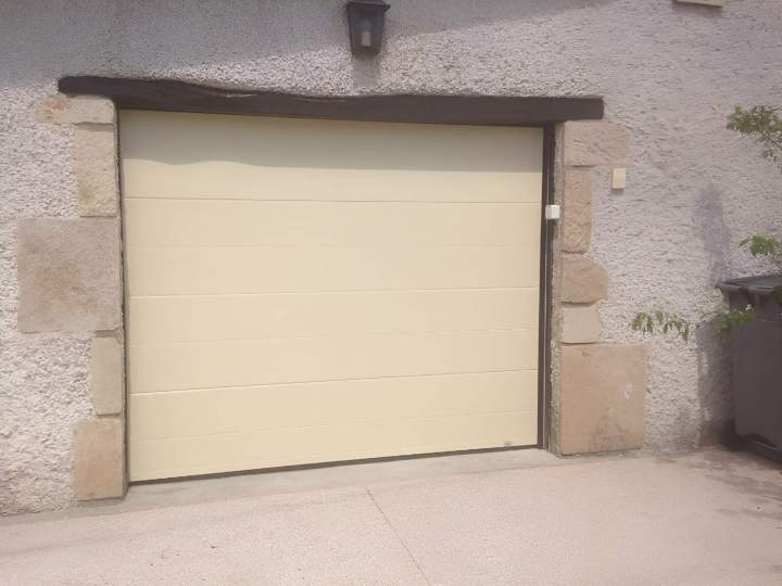 Porte de garage Dijon